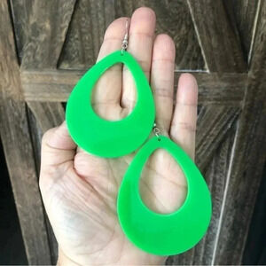 Neon Hot Green Really Huge Acrylic Hollow Teardrop Hoop Earrings NWT